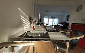 Apartment Wesseling Nauerz